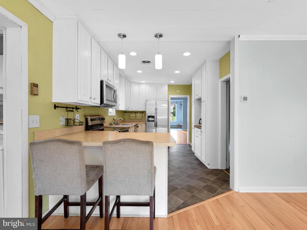 9129 Avondale Road Baltimore, MD 21234 - Photo 8 of 42 Gallery Image 8