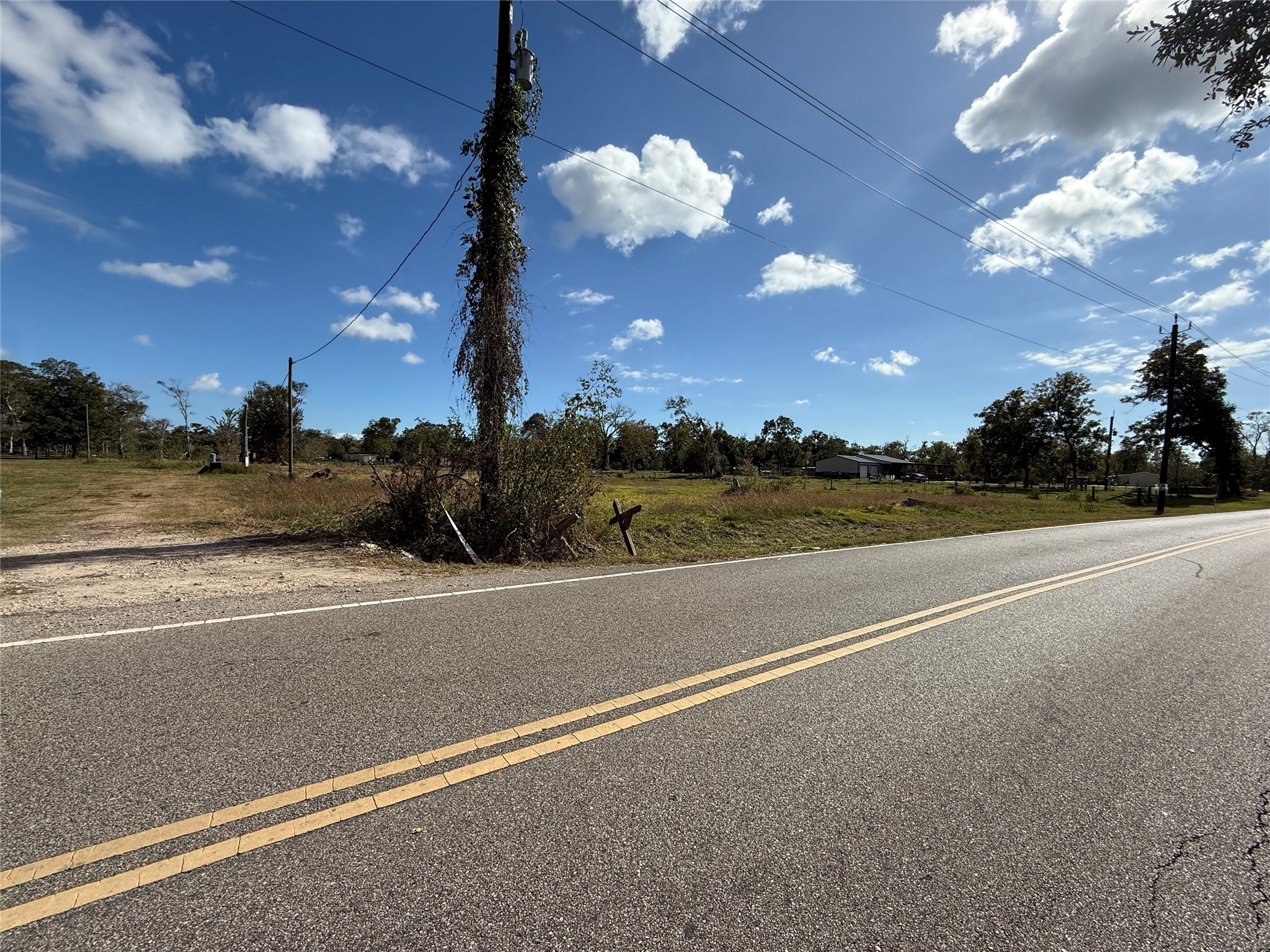 2442 Brazos River Road Freeport, TX 77541 - Photo 10 of 11