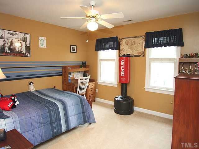 2453 Sunnystone Way Raleigh, NC 27613 - Photo 11 of 13 Bedroom