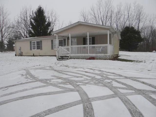 3976 York Road Southwest Pataskala, OH 43062 - Photo 2 of 32