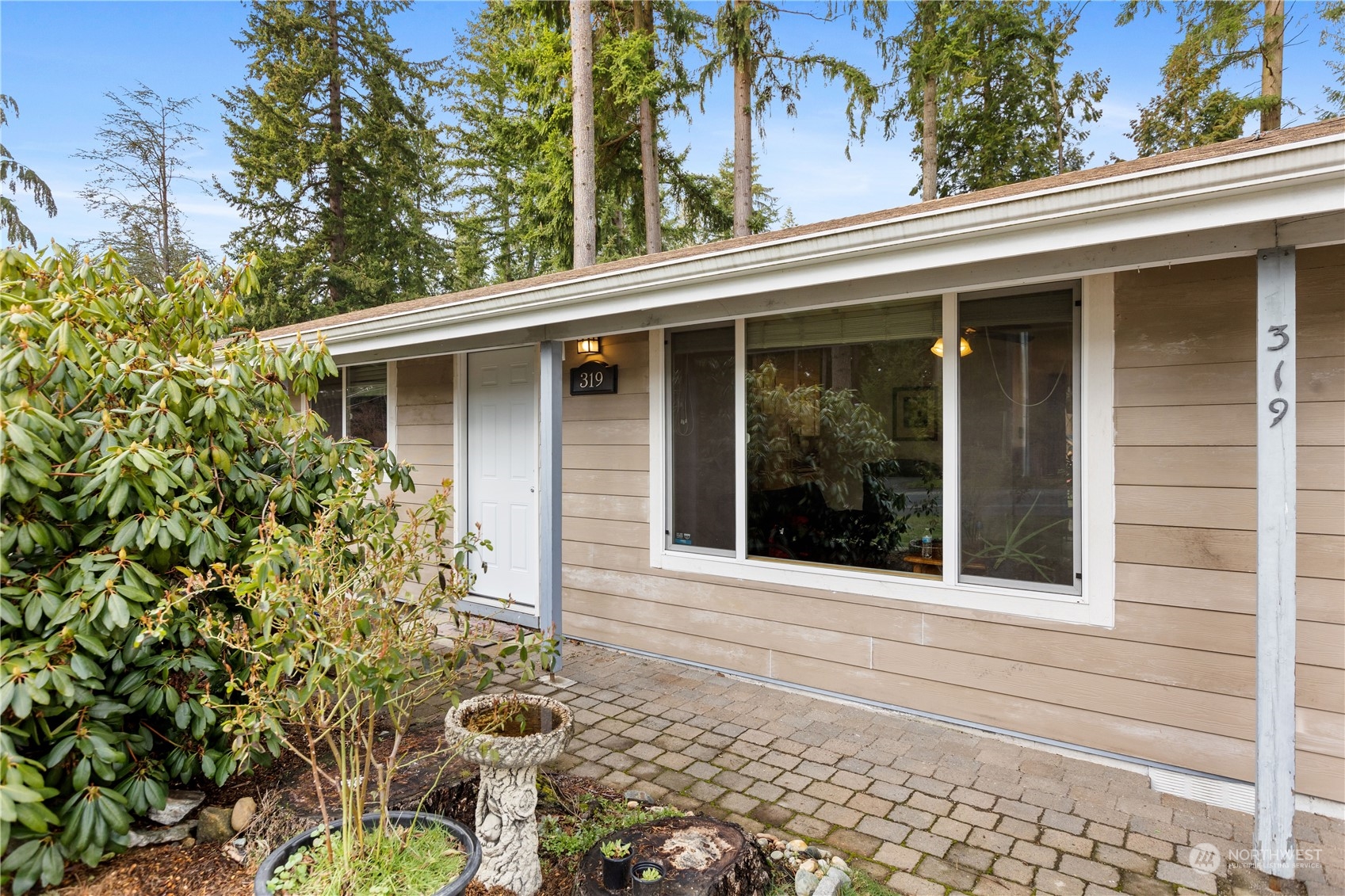 319 170th Place Southwest Bothell, WA 98012 - Photo 3 of 28