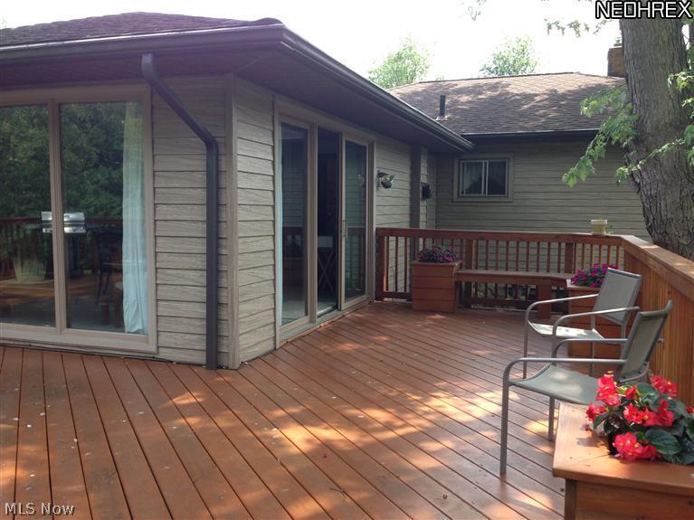 38255 Bainbridge Road Solon, OH 44139 - Photo 3 of 16 View of the opposite side of the deck with built in benches and planters