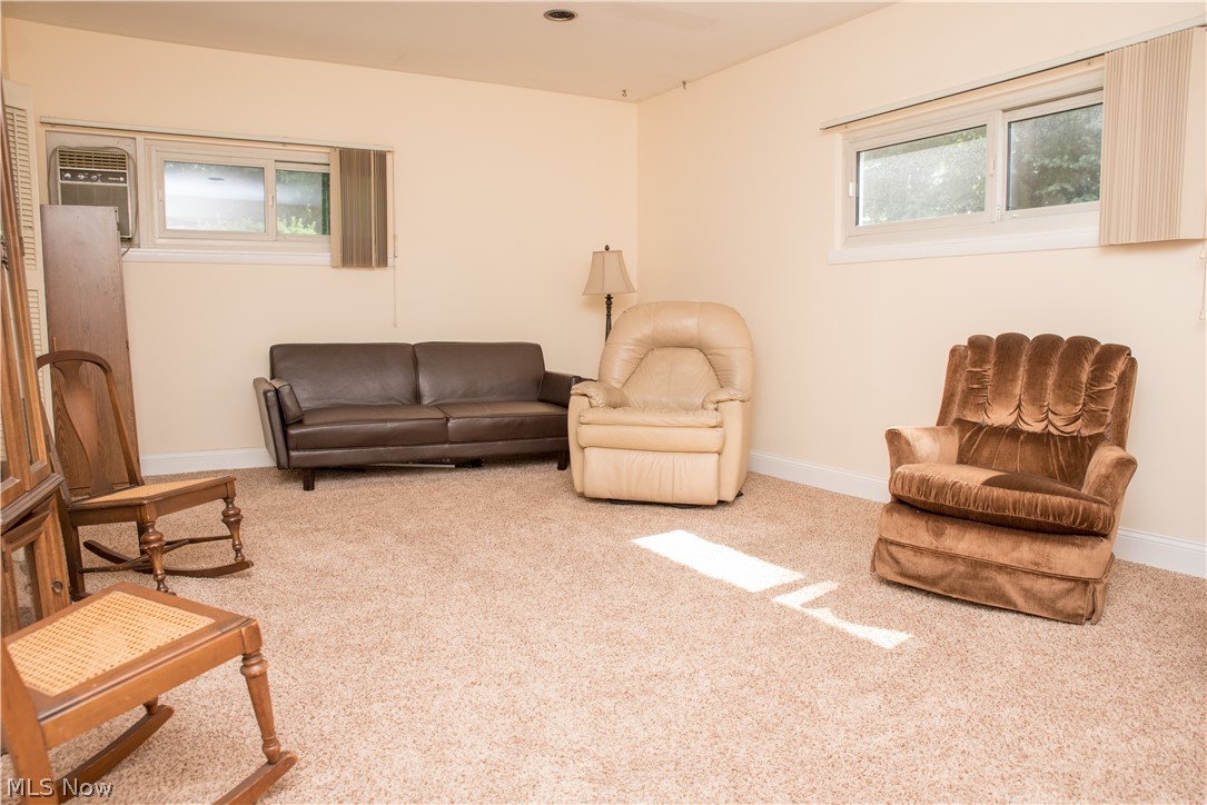 12985 Huffman Road Cleveland, OH 44130 - Photo 33 of 35 Gallery Image 33