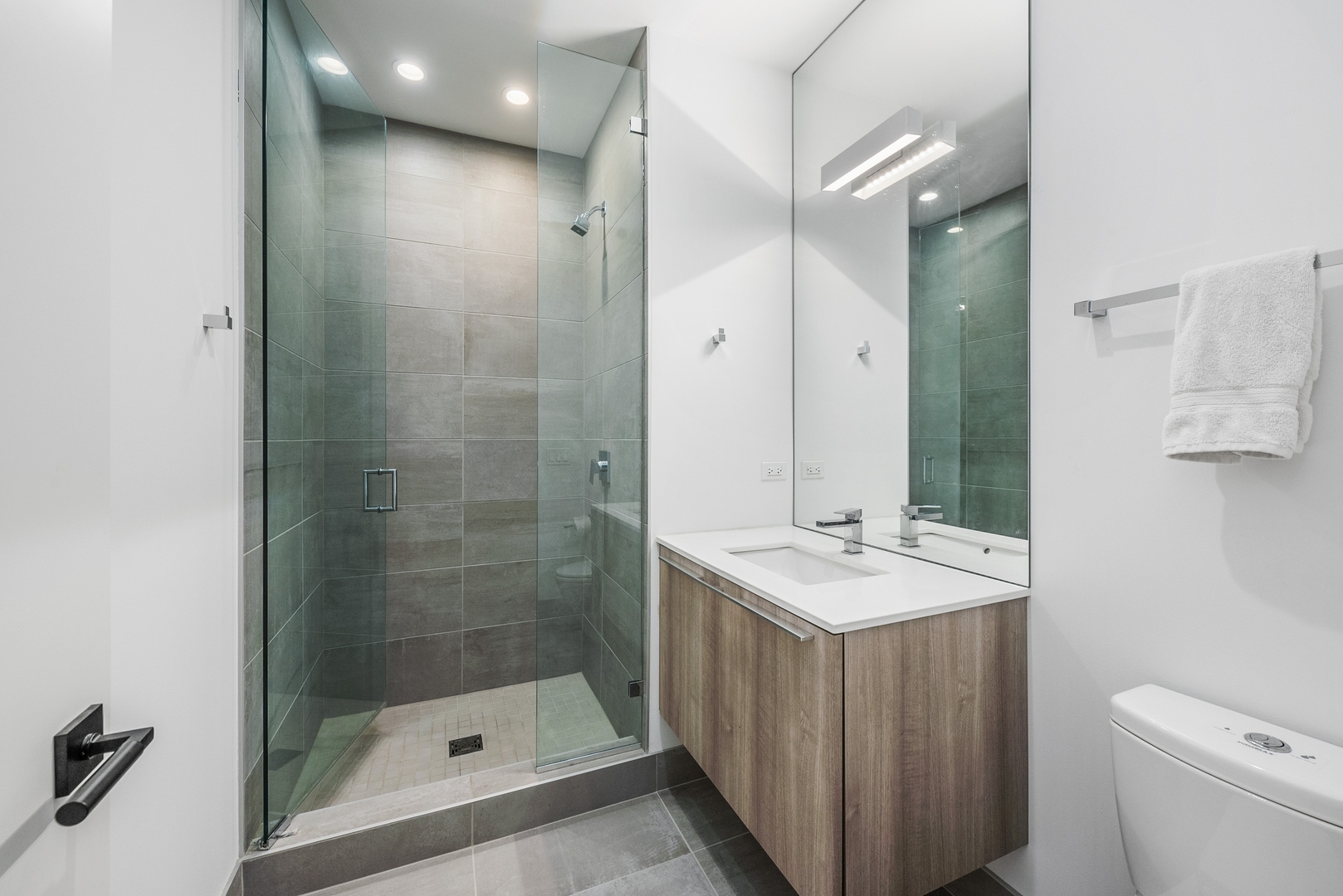 111 South Peoria Street, Unit 201 Chicago, IL 60607 - Photo 16 of 21
