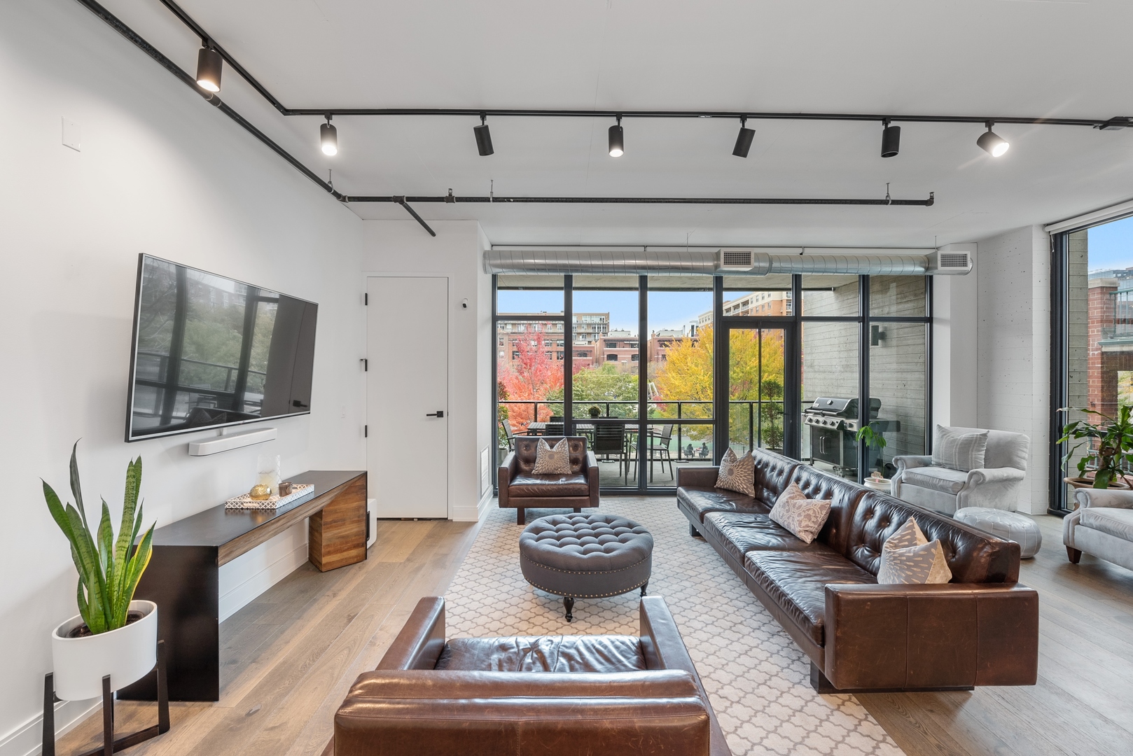111 South Peoria Street, Unit 201 Chicago, IL 60607 - Photo 3 of 21