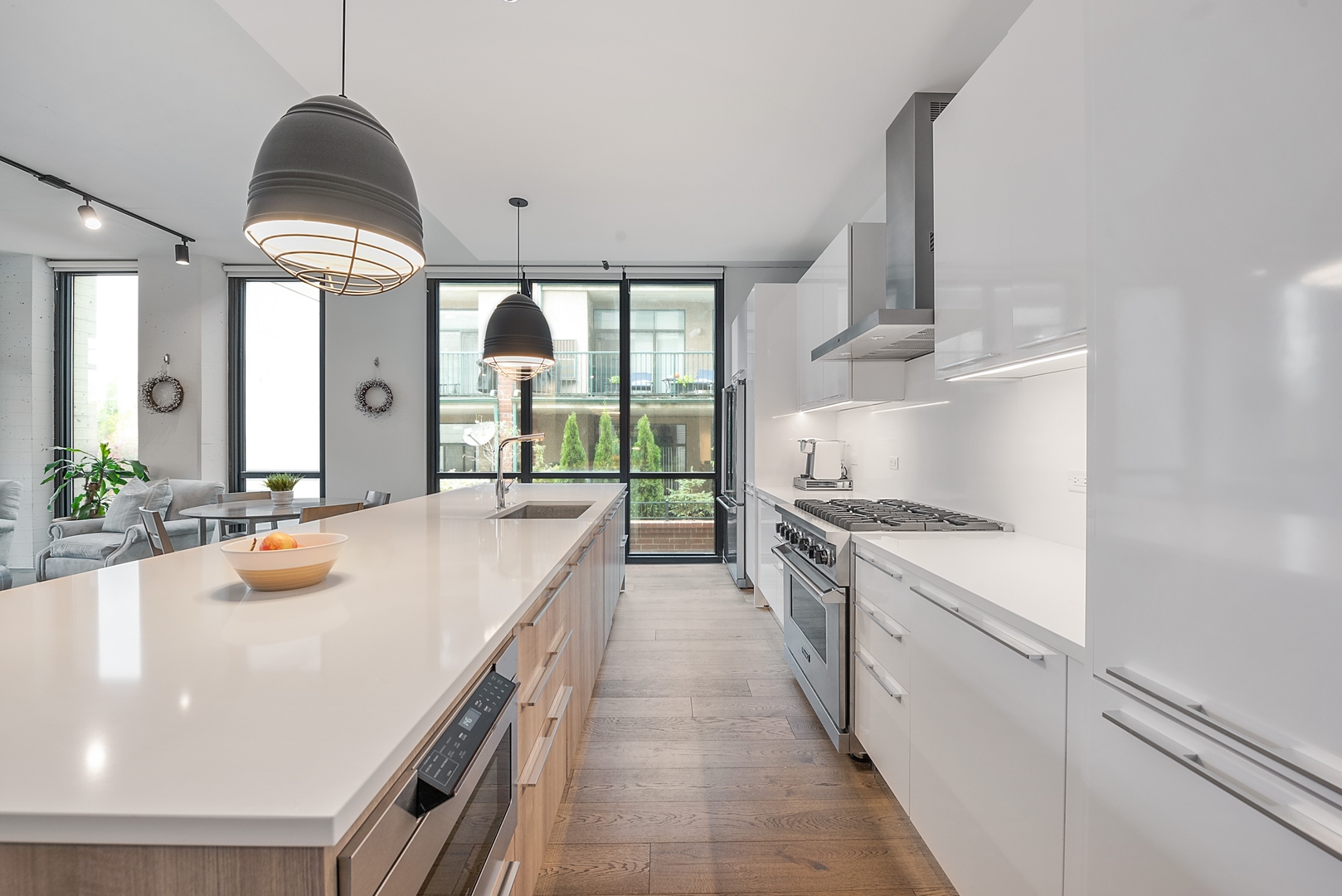 111 South Peoria Street, Unit 201 Chicago, IL 60607 - Photo 7 of 21