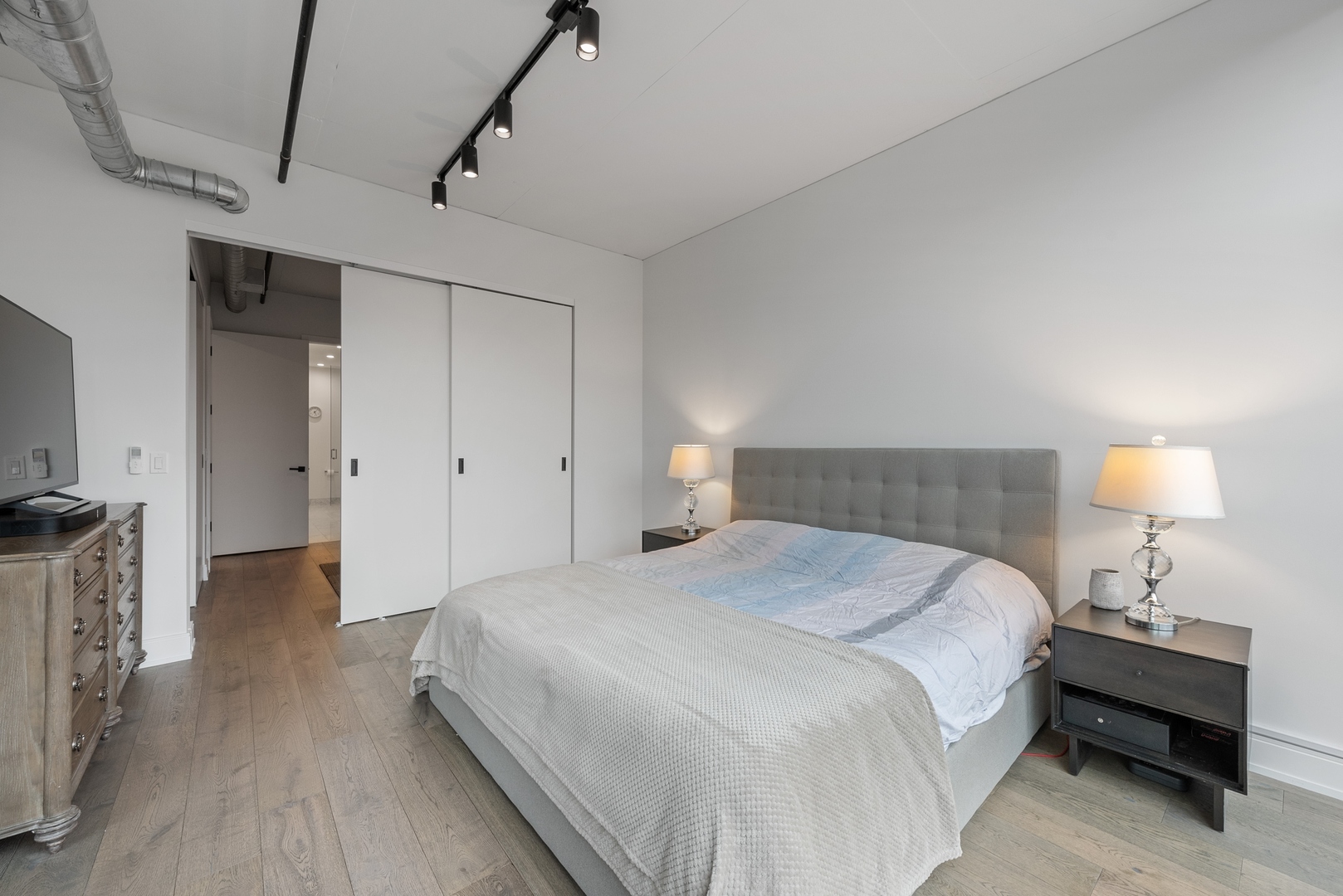 111 South Peoria Street, Unit 201 Chicago, IL 60607 - Photo 9 of 21