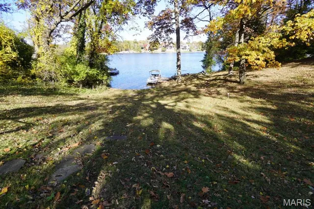 $300,000 | 114 Barnett Drive, Edwardsville, IL 62025