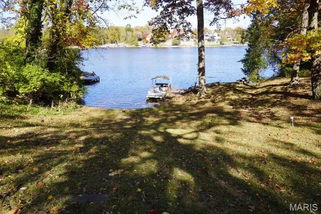 $300,000 | 114 Barnett Drive, Edwardsville, IL 62025