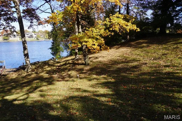 $300,000 | 114 Barnett Drive, Edwardsville, IL 62025