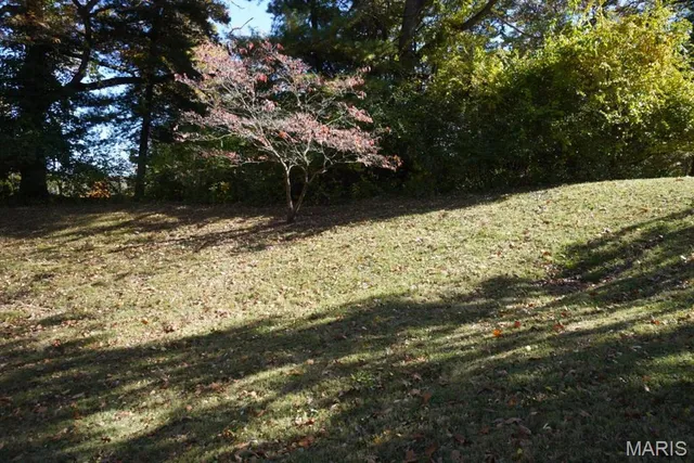 $300,000 | 114 Barnett Drive, Edwardsville, IL 62025