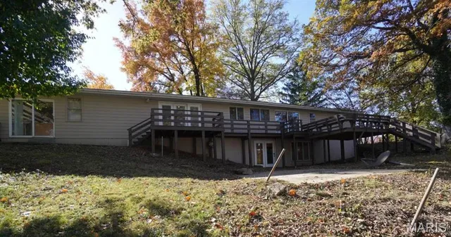 $300,000 | 114 Barnett Drive, Edwardsville, IL 62025