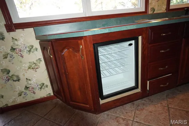 $300,000 | 114 Barnett Drive, Edwardsville, IL 62025