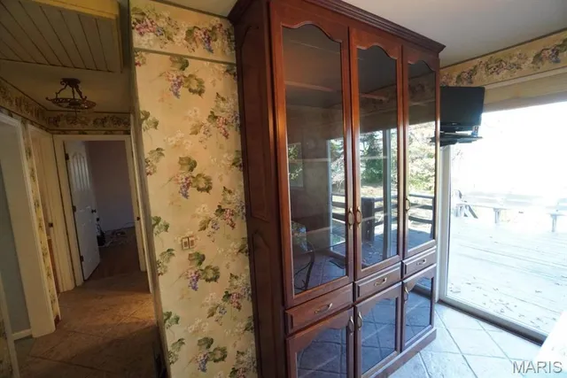 $300,000 | 114 Barnett Drive, Edwardsville, IL 62025