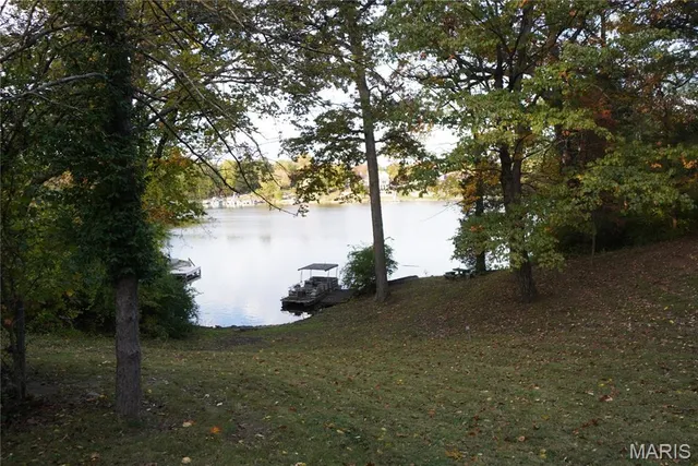 $300,000 | 114 Barnett Drive, Edwardsville, IL 62025