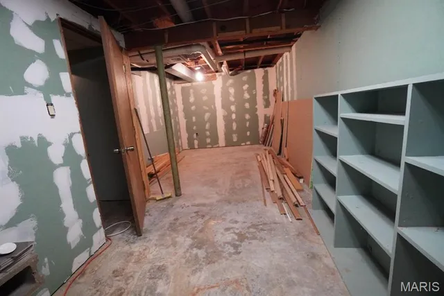 $300,000 | 114 Barnett Drive, Edwardsville, IL 62025