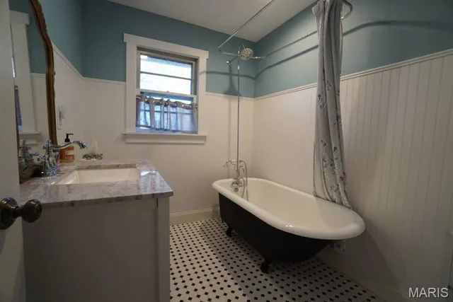 $300,000 | 114 Barnett Drive, Edwardsville, IL 62025