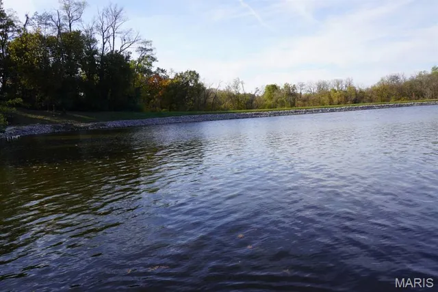 $300,000 | 114 Barnett Drive, Edwardsville, IL 62025