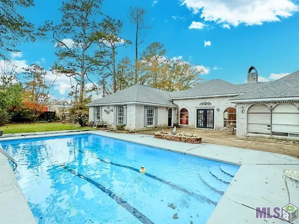 $447,000 | 1024 Hatchell Lane, Denham Springs, LA 70726