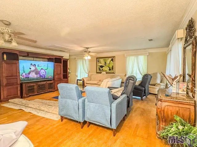 $469,900 | 1024 Hatchell Lane, Denham Springs, LA 70726