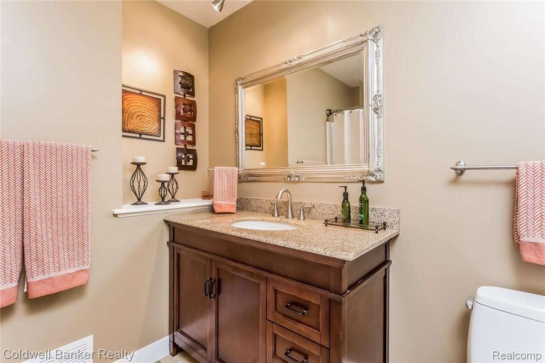 2104 Bone Road Holly, MI 48442 - Photo 21 of 38 023-Bathroom-2280255-medium.jpg