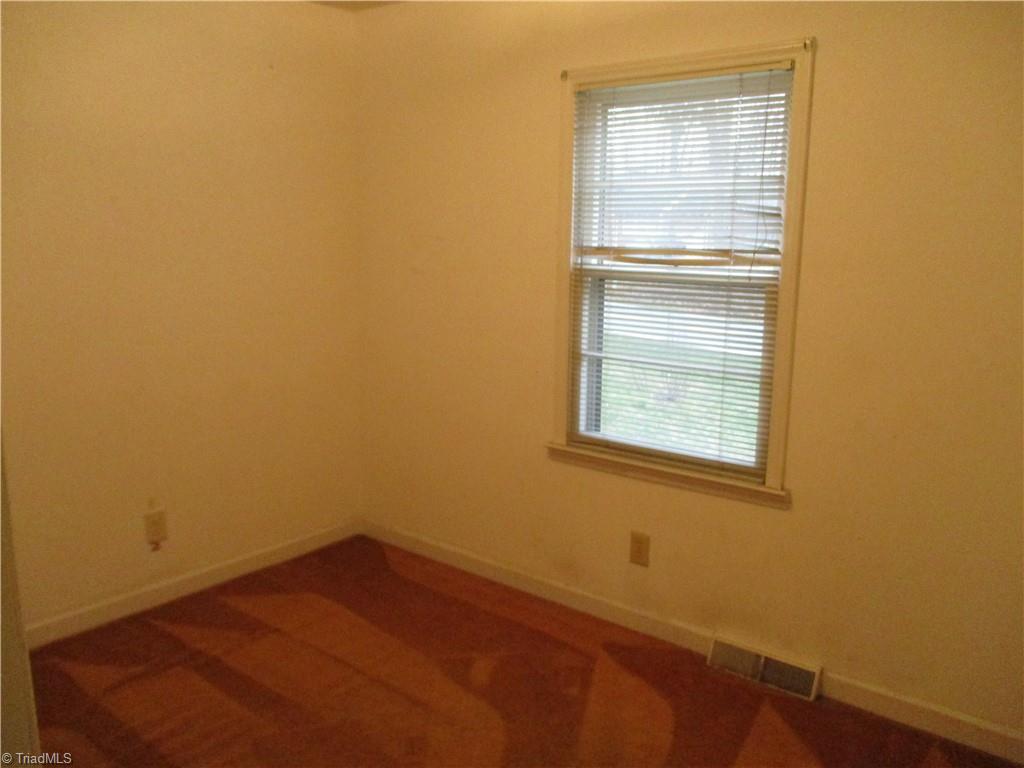 4754 New Walkertown Road Walkertown, NC 27051 - Photo 14 of 22 Gallery Image 14