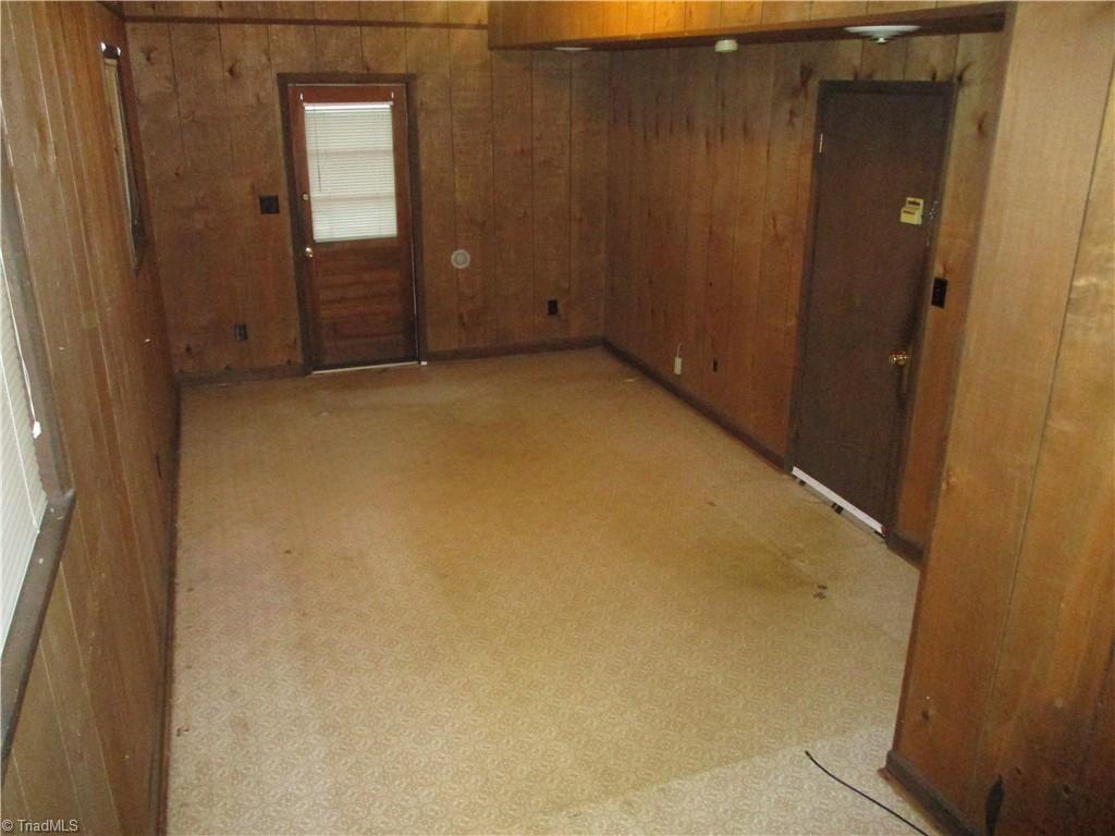 4754 New Walkertown Road Walkertown, NC 27051 - Photo 17 of 22 Gallery Image 17