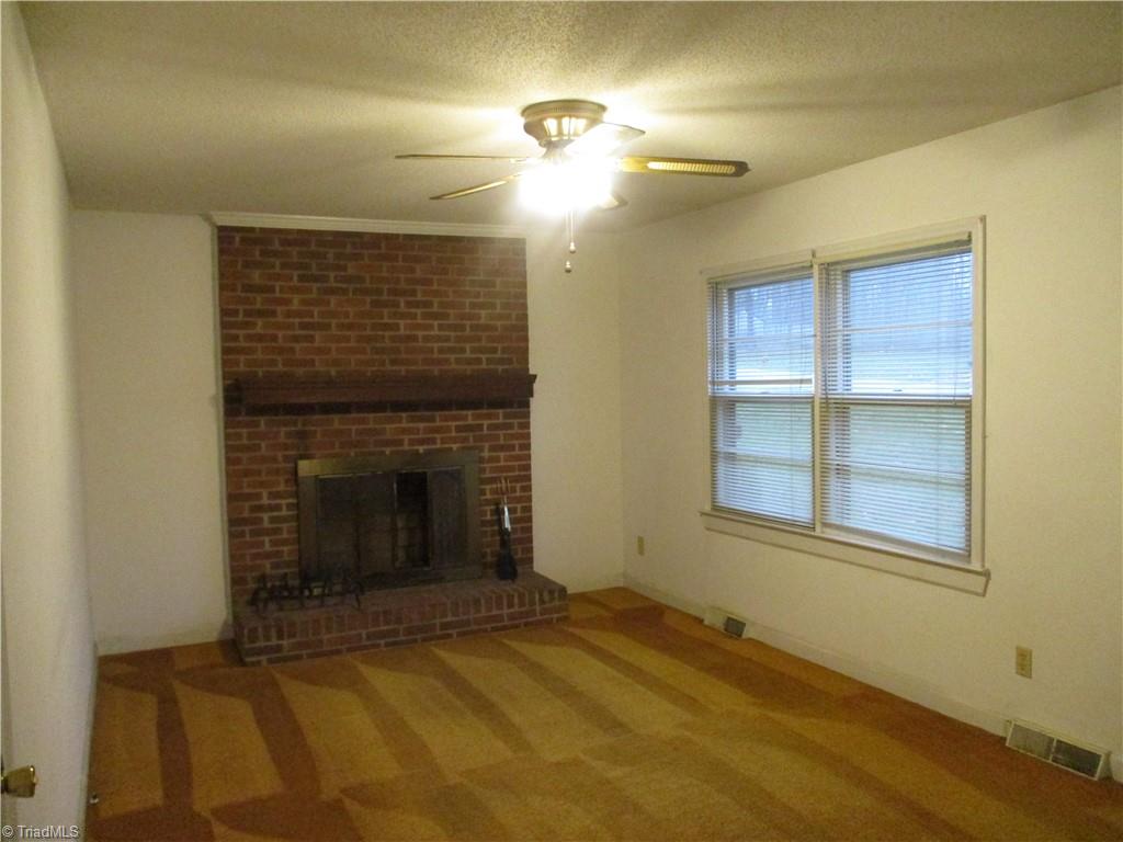 4754 New Walkertown Road Walkertown, NC 27051 - Photo 2 of 22 Gallery Image 2