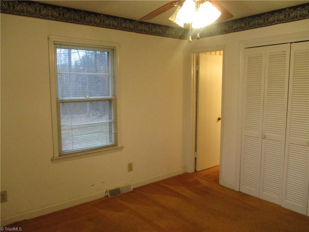 4754 New Walkertown Road Walkertown, NC 27051 - Photo 9 of 22 Gallery Image 9