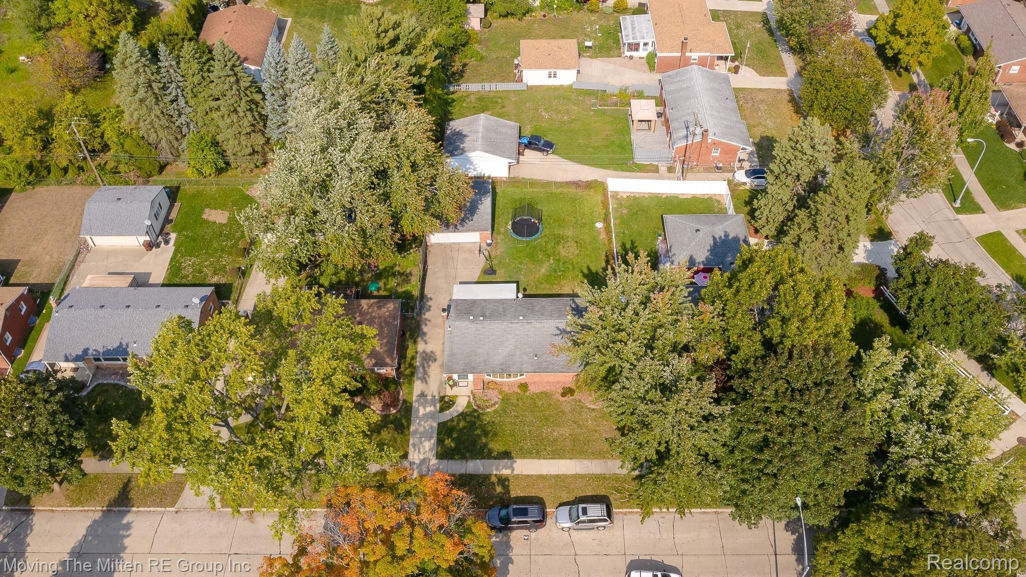 36776 Pinewood Road Wayne, MI 48184 - Photo 33 of 35 MTM_36776_pinewood-33.jpg