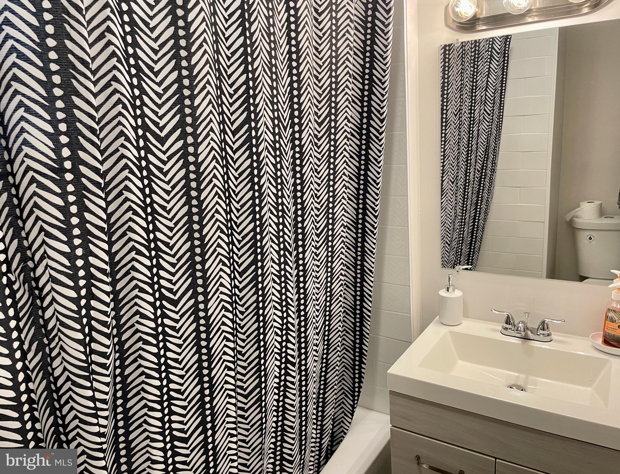 36 Tamara Drive Roosevelt, NJ 08555 - Photo 20 of 26