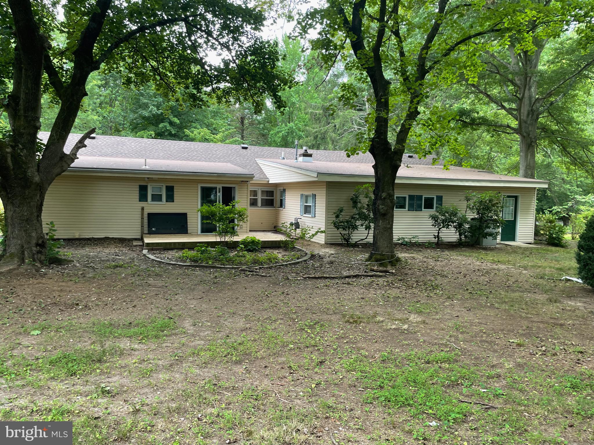 36 Tamara Drive Roosevelt, NJ 08555 - Photo 23 of 26