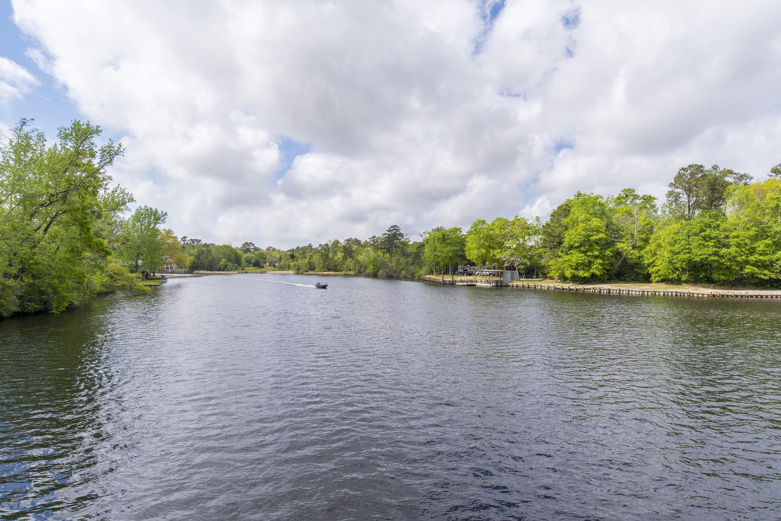 12137 Hickman Road Biloxi, MS 39532 - Photo 39 of 42 DSC_9467