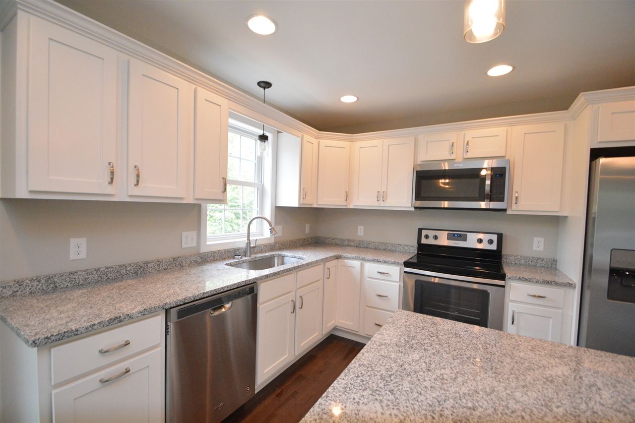 44 Constitution Way, Unit LOT 8 Rochester, NH 03867 - Photo 5 of 40