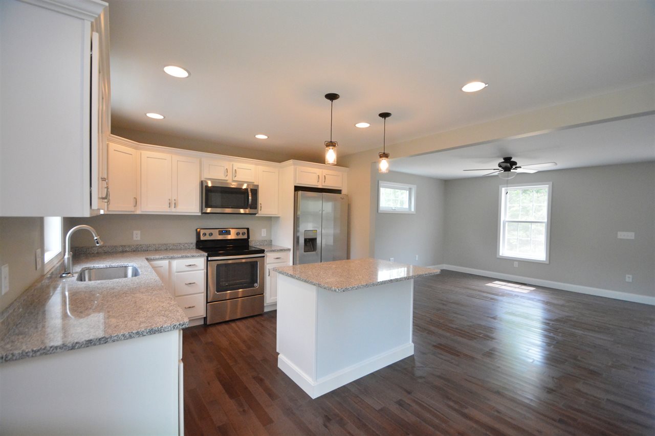 44 Constitution Way, Unit LOT 8 Rochester, NH 03867 - Photo 8 of 40