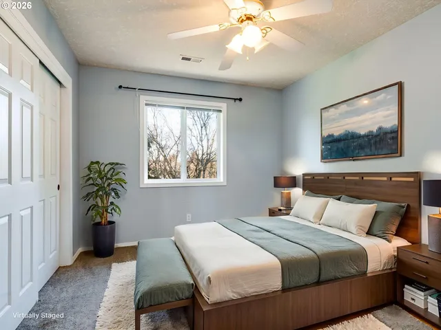 $699,950 | 1077 Southeast Dogwood Lane, Gresham, OR 97080