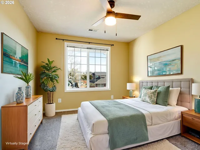 $699,950 | 1077 Southeast Dogwood Lane, Gresham, OR 97080