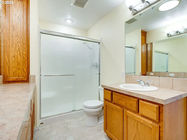 $699,950 | 1077 Southeast Dogwood Lane, Gresham, OR 97080