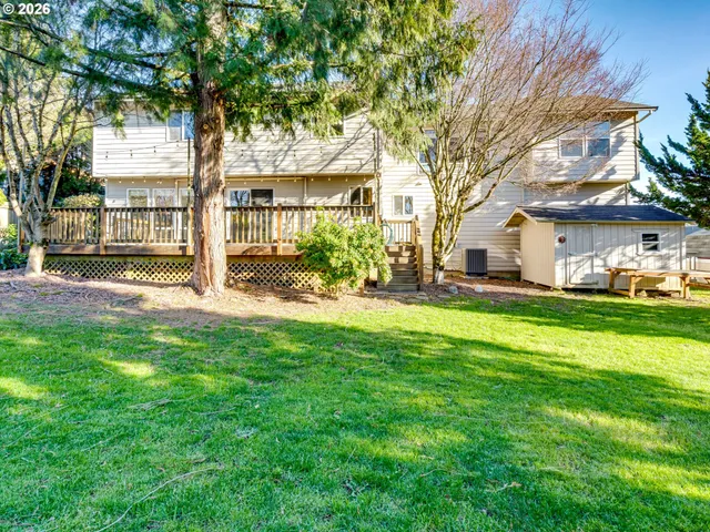 $699,950 | 1077 Southeast Dogwood Lane, Gresham, OR 97080