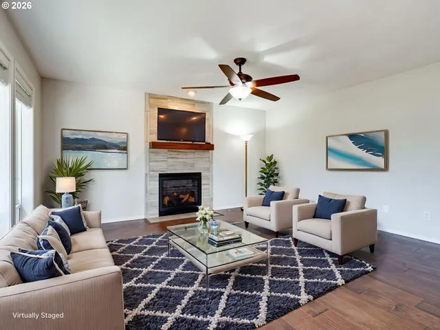 $699,950 | 1077 Southeast Dogwood Lane, Gresham, OR 97080