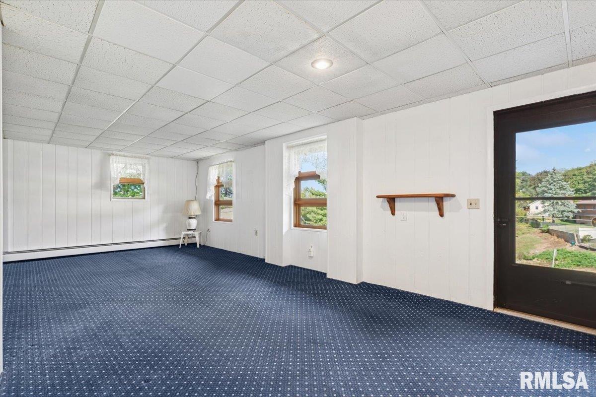 819 Millcrest Court Clinton, IA 52732 - Photo 31 of 44