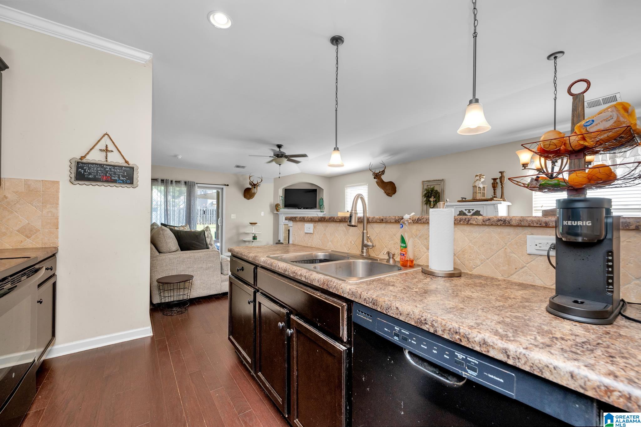 356 Reed Way Kimberly, AL 35091 - Photo 2 of 24