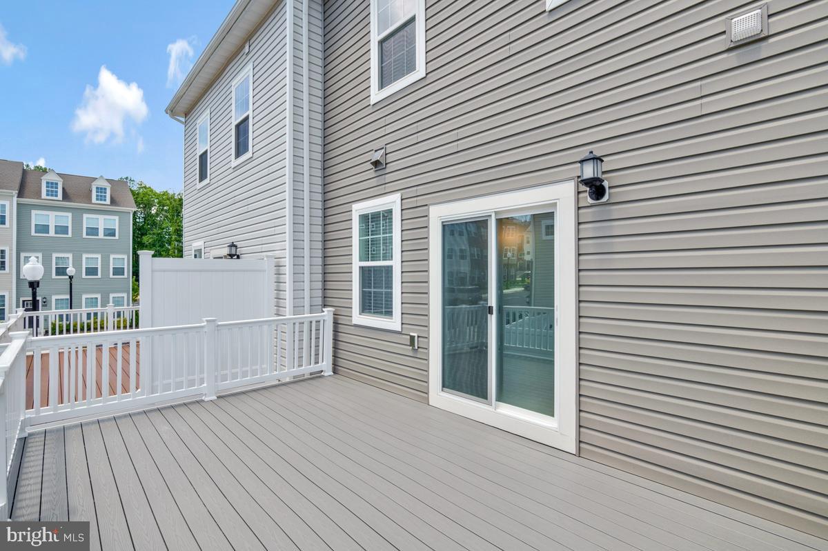 23606 Crosswinds Way California, MD 20619 - Photo 18 of 40 Composite Deck