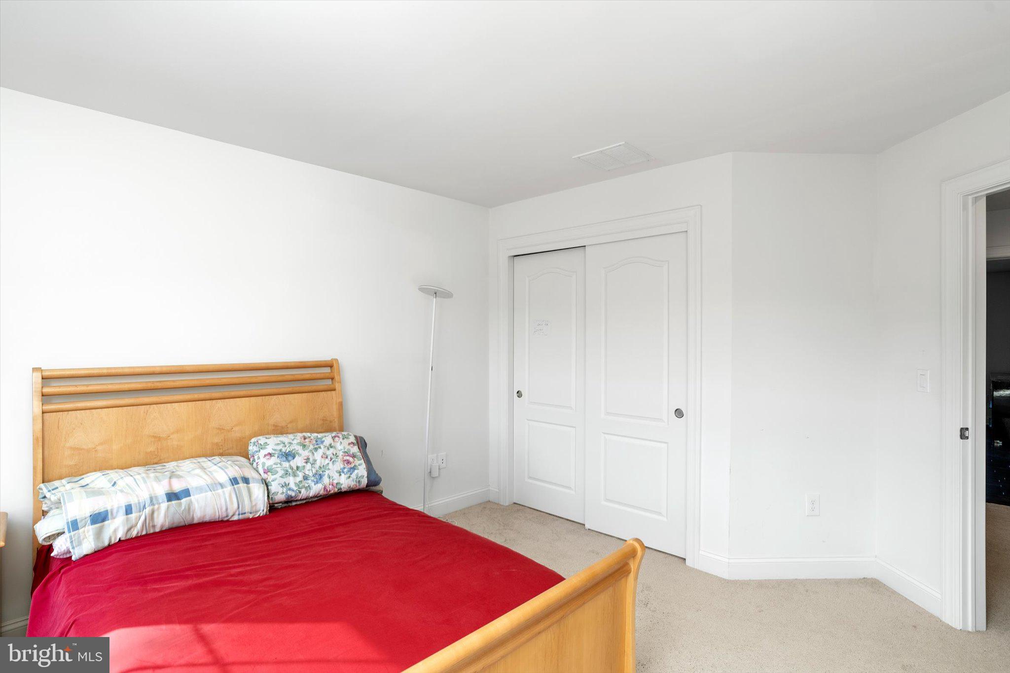 260 Gordon Road Robbinsville, NJ 08691 - Photo 13 of 29