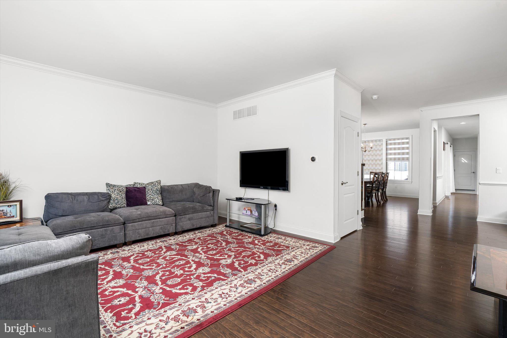 260 Gordon Road Robbinsville, NJ 08691 - Photo 2 of 29