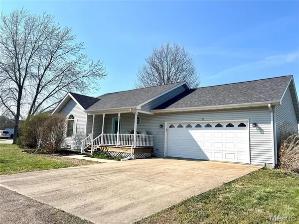 $239,900 | 1157 Amanda Avenue, St. James, MO 65559