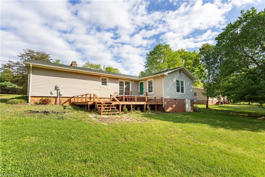 7340 Highway 700 Ruffin, NC 27326 - Photo 28 of 30 Back of Home