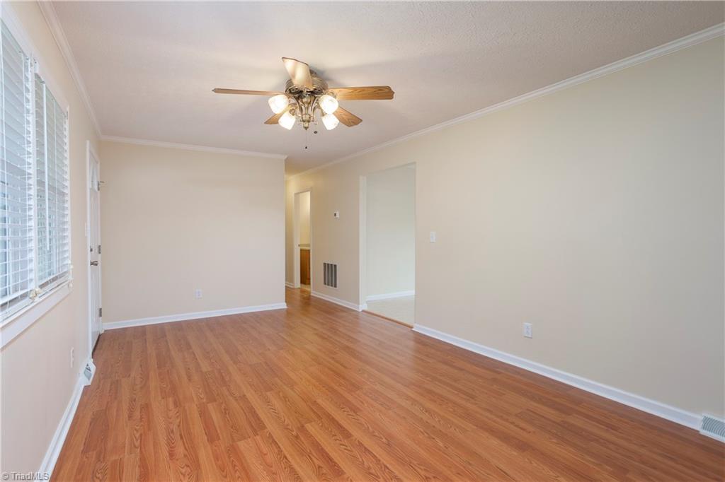 7340 Highway 700 Ruffin, NC 27326 - Photo 7 of 30 Living Room