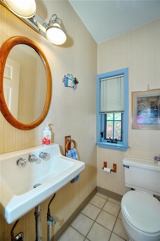 1722 Arlington Road Pittsburgh, PA 15235 - Photo 14 of 34 Gallery Image 14