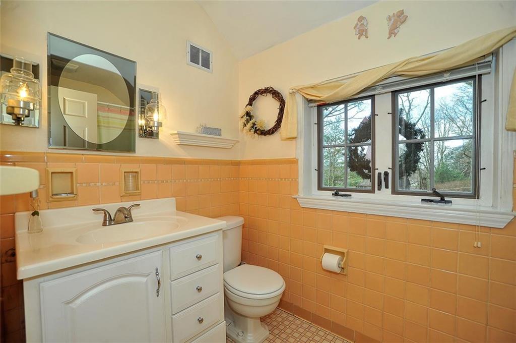 1722 Arlington Road Pittsburgh, PA 15235 - Photo 25 of 34 Gallery Image 25